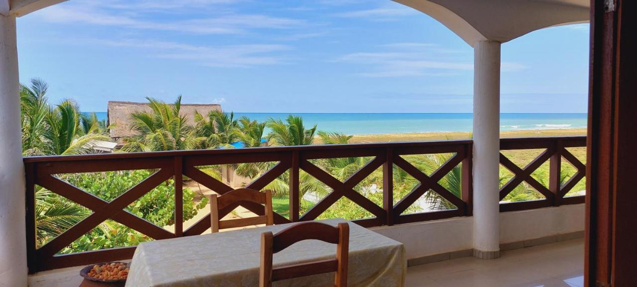 Guesthouse Bambou Beach Grand-Popo ภายนอก รูปภาพ